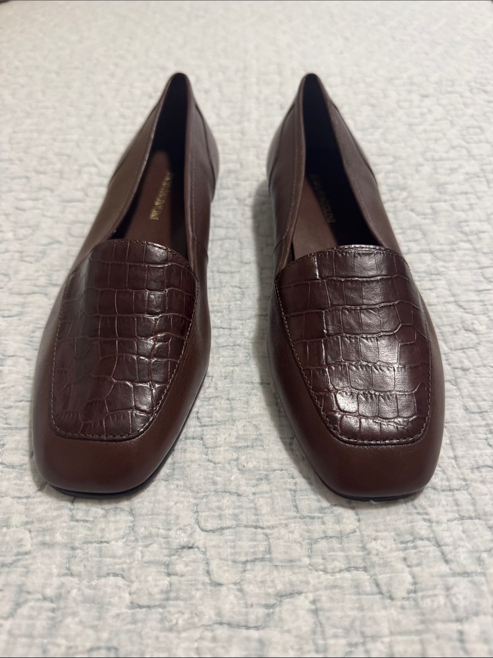 NWOT Enzo Angiolini Brown Croc-Embossed Leather Loafers - Picture 3 of 7